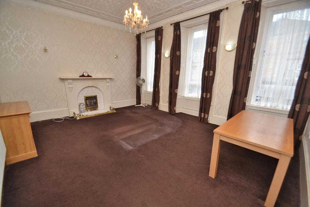 Maxwell Road, Pollokshields, G41 1PJ 4 bed flat £225,000