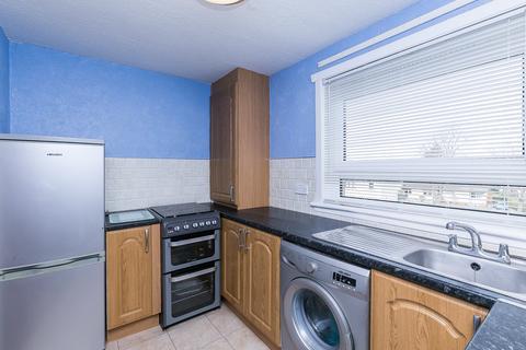 16/6 Captains Drive, Edinburgh, EH16 6QW