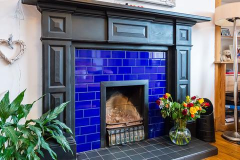 9 Corbiehill Grove, Edinburgh, EH4 5DU