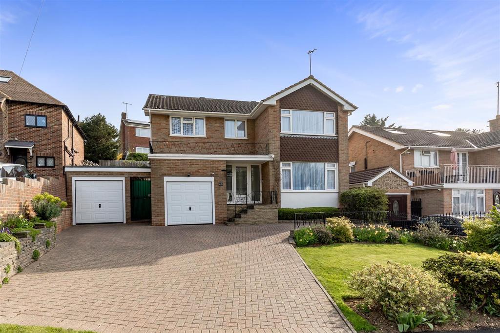 Woodland Drive, Hove 4 bed detached house £950,000