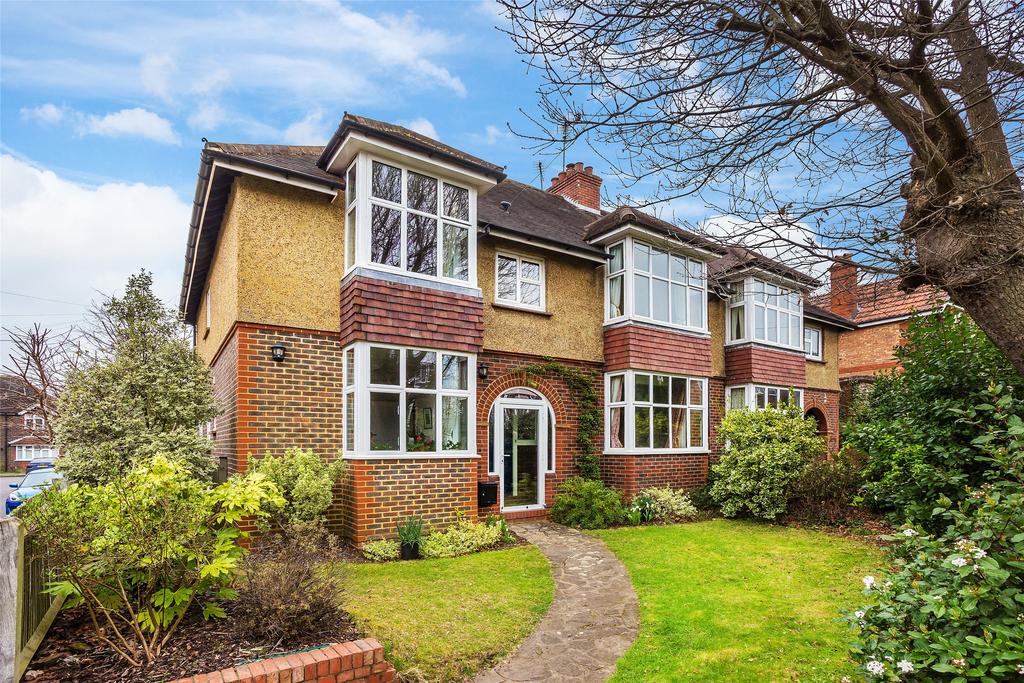 Townfield Road, Dorking, RH4 4 bed semidetached house £850,000