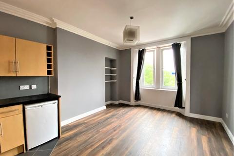 2 bedroom flat to rent, Inveresk Road, Musselburgh, East Lothian, EH21