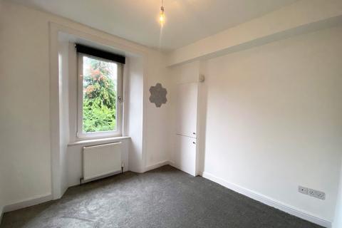 2 bedroom flat to rent, Inveresk Road, Musselburgh, East Lothian, EH21