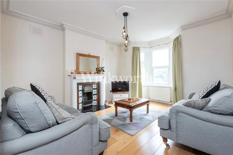 15b Woodlands Park Road, London, N15 3RU