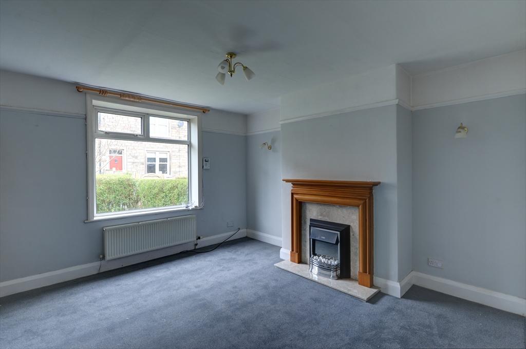 Rosemount Avenue, Barnoldswick, BB18 2 bed terraced house £565 pcm (£