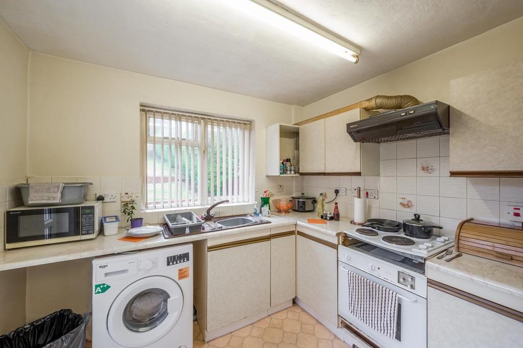 Pamela Road, Northfield, Birmingham 3 bed semidetached house £250,000