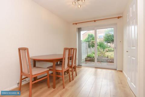 11 Mallory Close, Taunton, TA2 6UF
