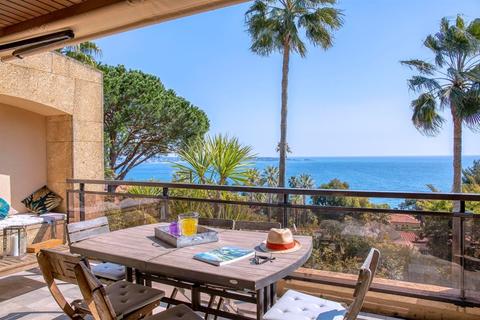 2 bedroom villa, Vallauris, Alpes-Maritimes, Alpes-Maritimes, France