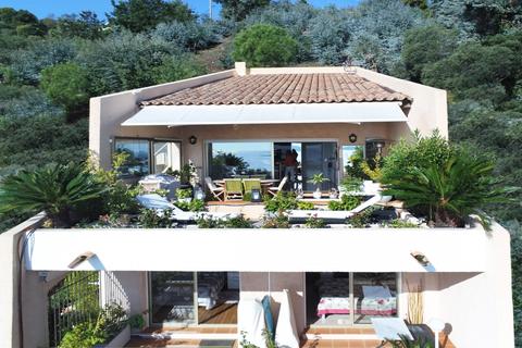 3 bedroom villa, Vallauris, Alpes-Maritimes, Alpes-Maritimes, France