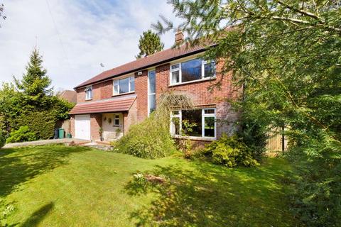 20 Copley Way, Tadworth, KT20 5QS