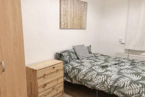 2 bedroom flat to rent, 48 Jubilee Road, Doncaster DN1