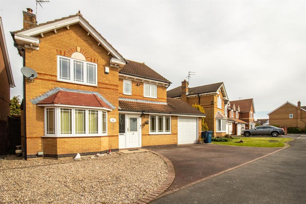 Waterside Close, Gamston, Nottingham 4 bed detached house £1,495 pcm