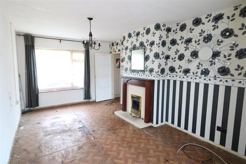 3 bedroom semi-detached house for sale - Fitzherbert Road, Sneyd Green, Stoke-On-Trent