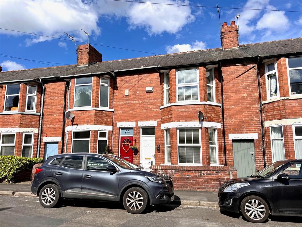 Cromer Street, York 3 bed terraced house £1,200 pcm (£277 pw)