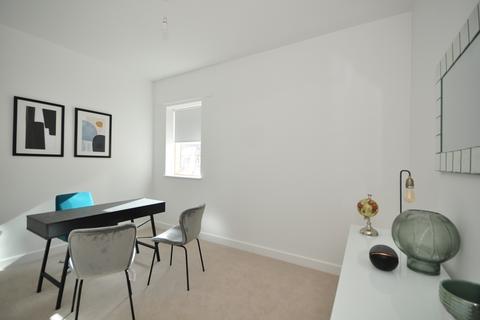 2 bedroom apartment to rent - Backstage Walk Wallington SM6
