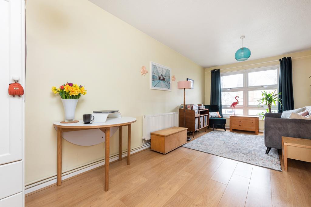 2903202211 LLSN 159 Plevna Crescent  N15 6 DZ 00...