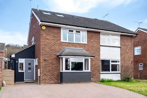12 Welton Close, Tonbridge, TN9 2QX