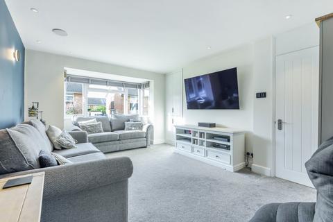 12 Welton Close, Tonbridge, TN9 2QX
