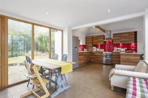 7 West End, Sherborne St John, Basingstoke, RG24 9LB