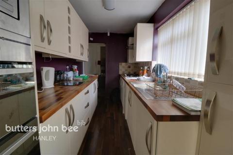 2 bedroom terraced house to rent, Dundee Street