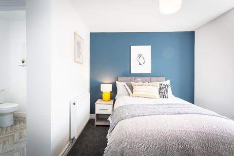 5 bedroom house share to rent - Hanson Street, Bury, BL9