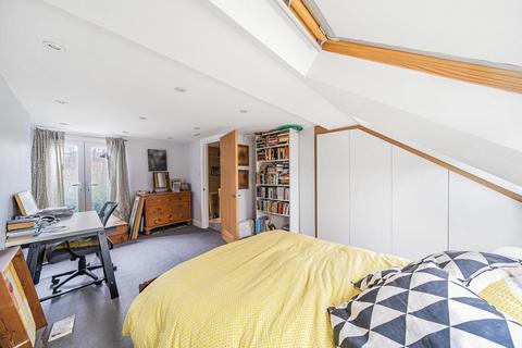 25 Fernbrook Road, London, SE13 5NG