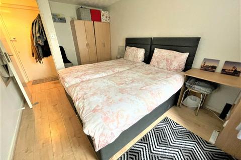 2 bedroom flat for sale - Humphrey Middlemore Drive, B170JJ