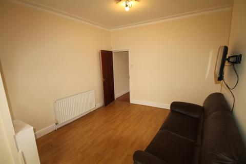 3 bedroom terraced house to rent, 52 Lower Road, Beeston, Nottingham, NG9 2GT