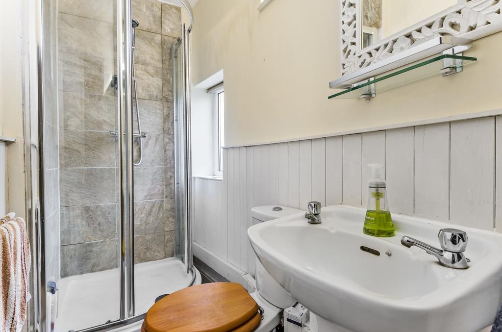 Shower room jpg