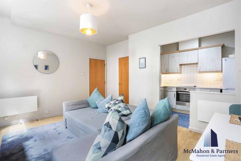 2 bedroom flat to rent, Metro Central Heights, 119 Newington Causeway, London, SE1
