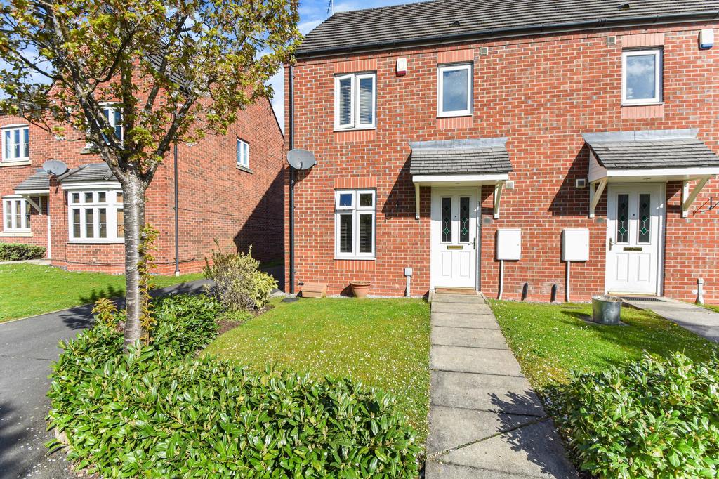 Brattice Drive, Swinton, M27 3 bed semidetached house £250,000