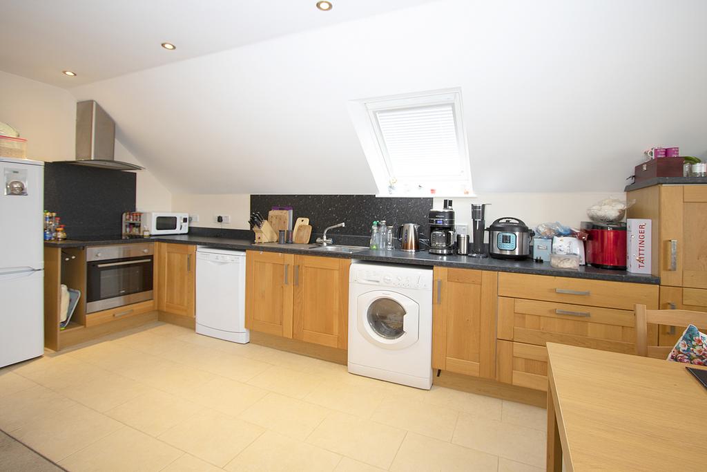 Le Bordage, St Peter Port, Guernsey, GY1 1 bed apartment £1,225 pcm (£283 pw)