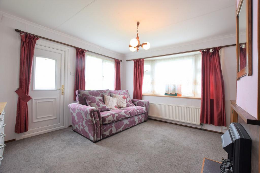 Meadow View Park, St Osyth Road, Little Clacton 1 bed park home for