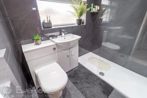 33 Gleanings Drive, Halifax, HX2 0PA