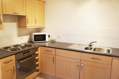 2 bedroom flat to rent, Page Court, Commonwealth Drive, Three Bridges, Crawley, RH10