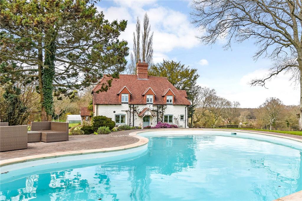 West Harting, Petersfield, West... 4 bed house £1,750,000
