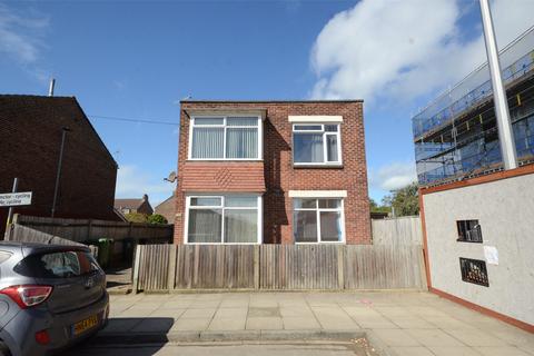 2 bedroom apartment to rent - Dover Road, Portsmouth, Hampshire, PO3