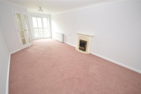 1 bedroom apartment for sale - Hughes Court, Lucas Gardens, Luton, Bedfordshire, LU3
