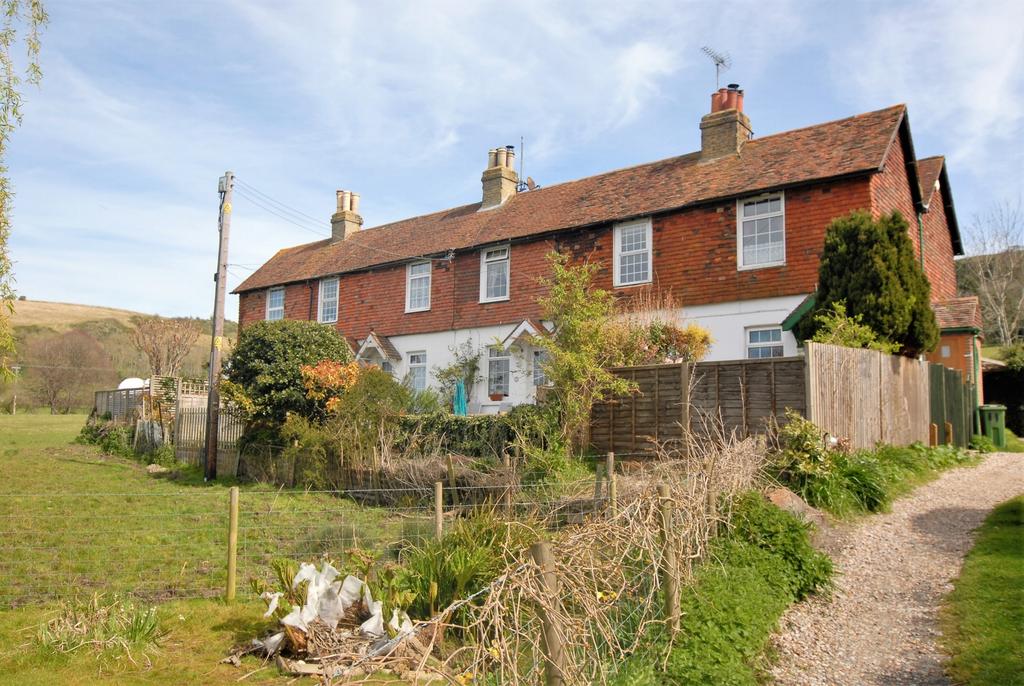 Peene Cottages, Peene, CT18 2 bed house £269,950