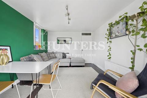 5 Brassey Road, London, NW6 2BE