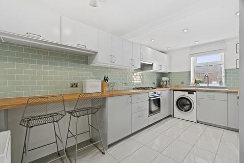 50 Howerts Close, Warsash, Southampton, SO31 9JR