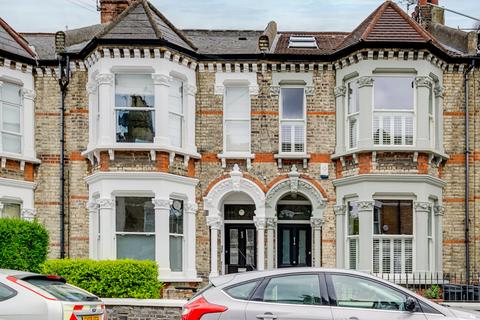 55 Nansen Road, London, SW11 5NS