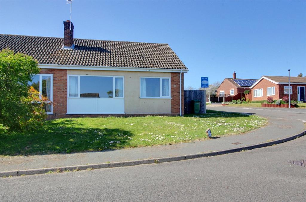 Richmond Rise, Reepham, Norwich... 2 bed bungalow £240,000