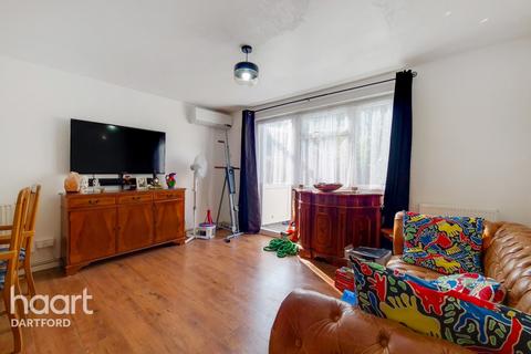 62 Leonard Avenue, Swanscombe, DA10 0EY