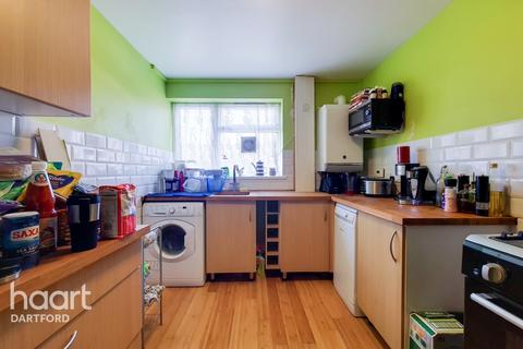 62 Leonard Avenue, Swanscombe, DA10 0EY