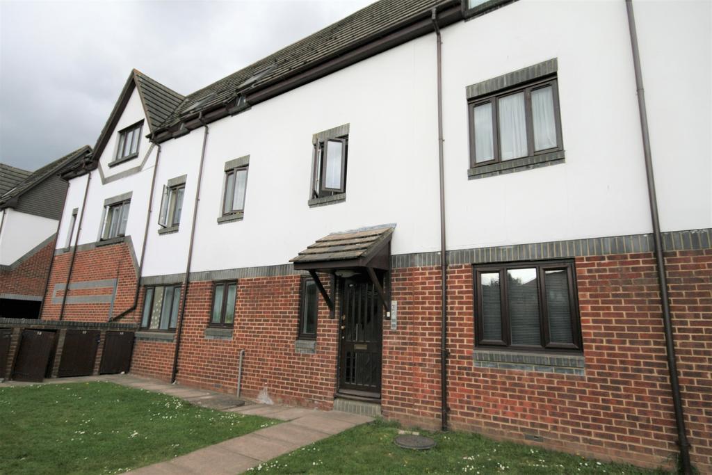 Allington Close, Greenford UB6 2 bed apartment £275,000