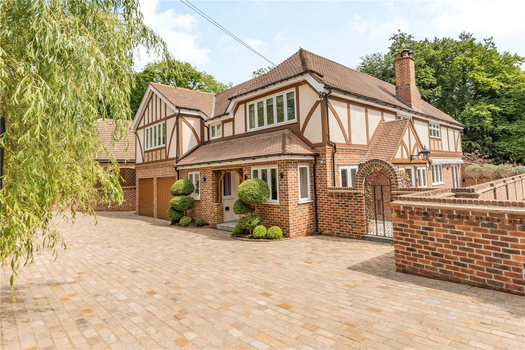South Park Avenue, Chorleywood... 5 bed detached house £2,250,000