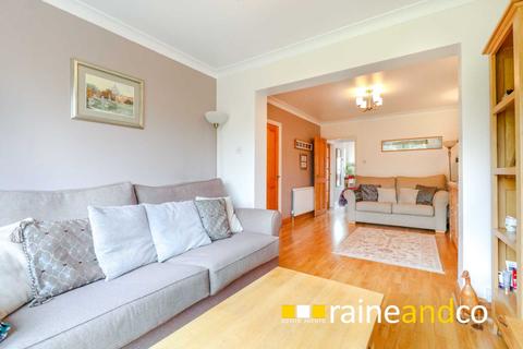 36 Bramble Road, Hatfield, AL10 9SA