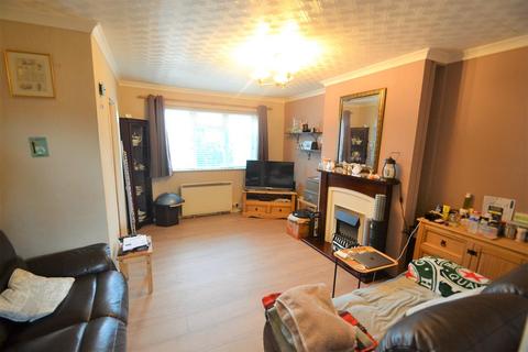 82 Wigley Road, Feltham, TW13 5HF
