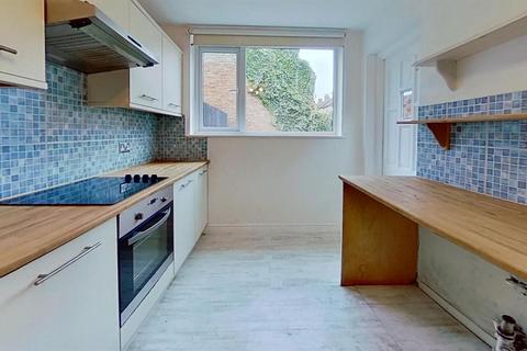 14 Abbott Road, Folkestone, CT20 1NG